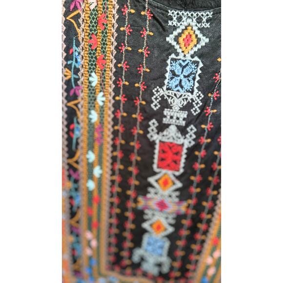 Gorgeous Johnny Was Embroidery Top - Picture 6 of 7